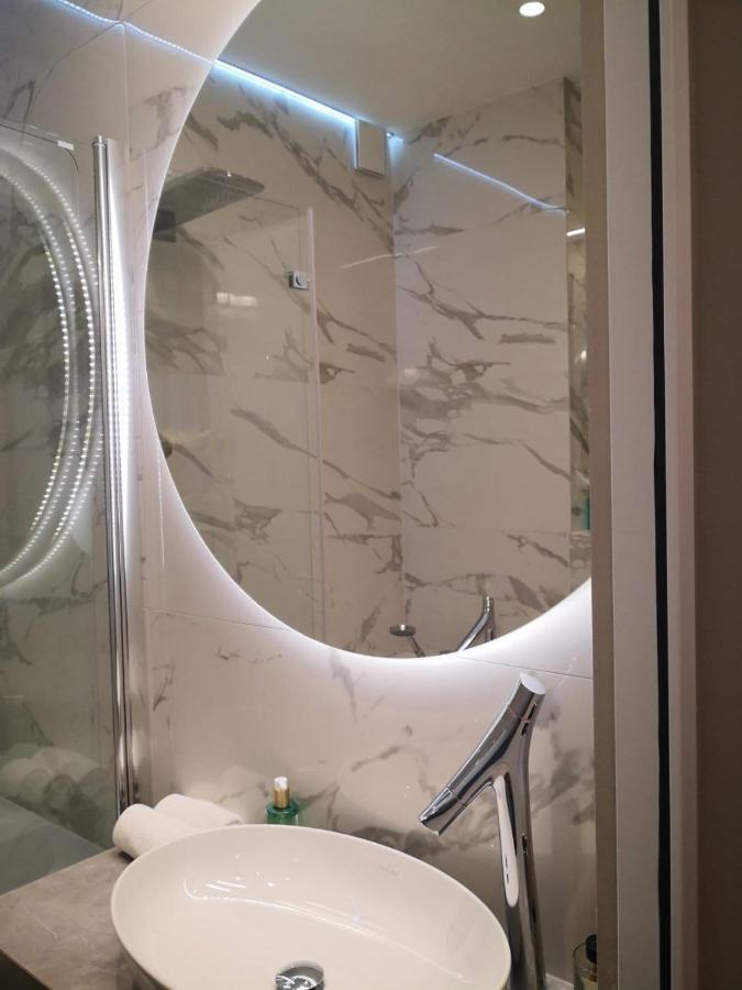 Fortuna Luxury Rooms 1 Split Exterior photo