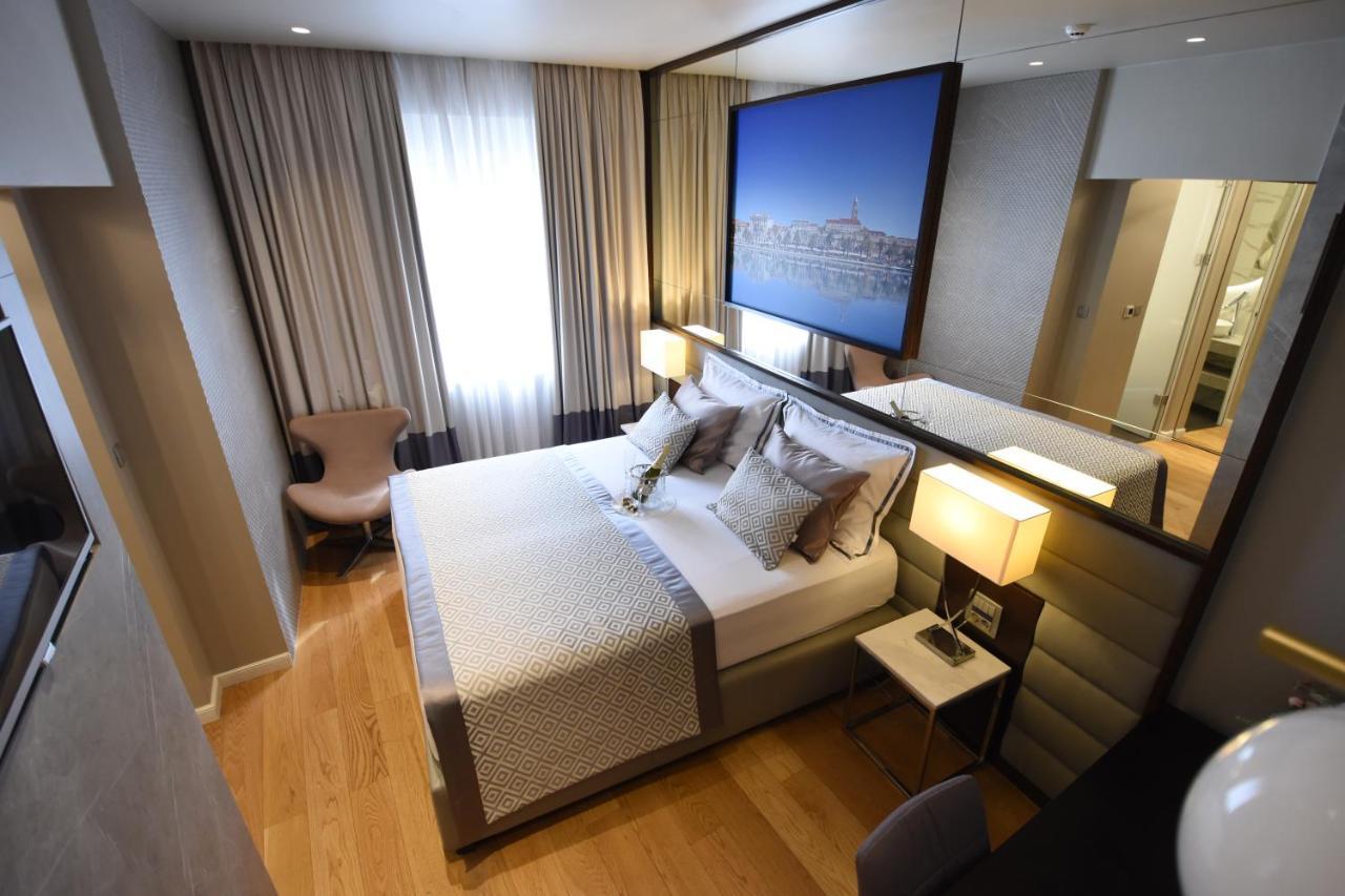 Fortuna Luxury Rooms 1 Split Exterior photo