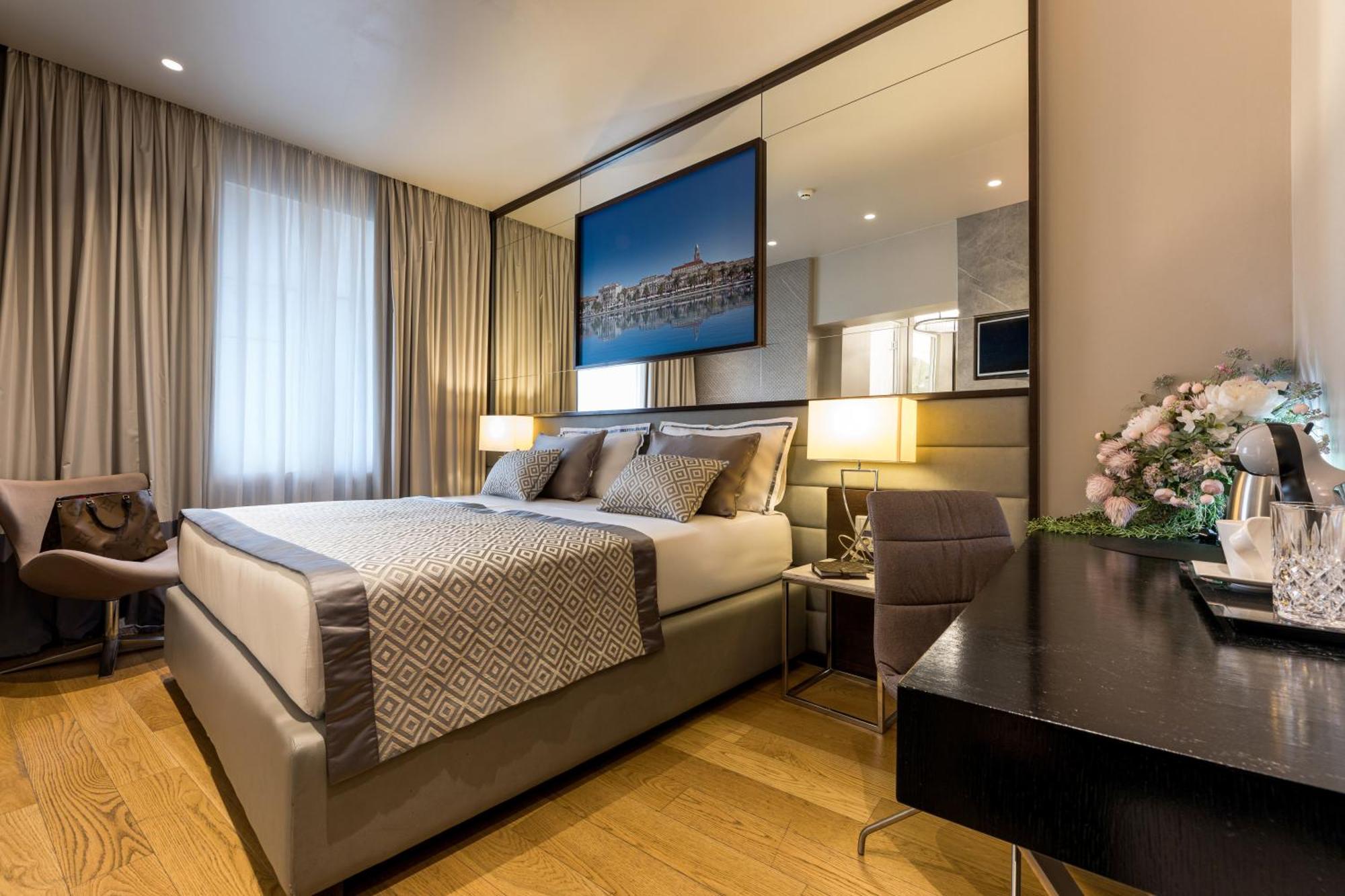 Fortuna Luxury Rooms 1 Split Exterior photo